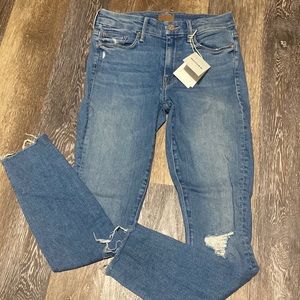 Mother Looker (mid rise skinny) in Love Gun! Size 26